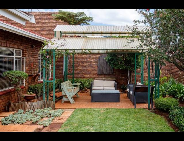 3 BEDROOM HOUSE FOR SALE IN DALVIEW